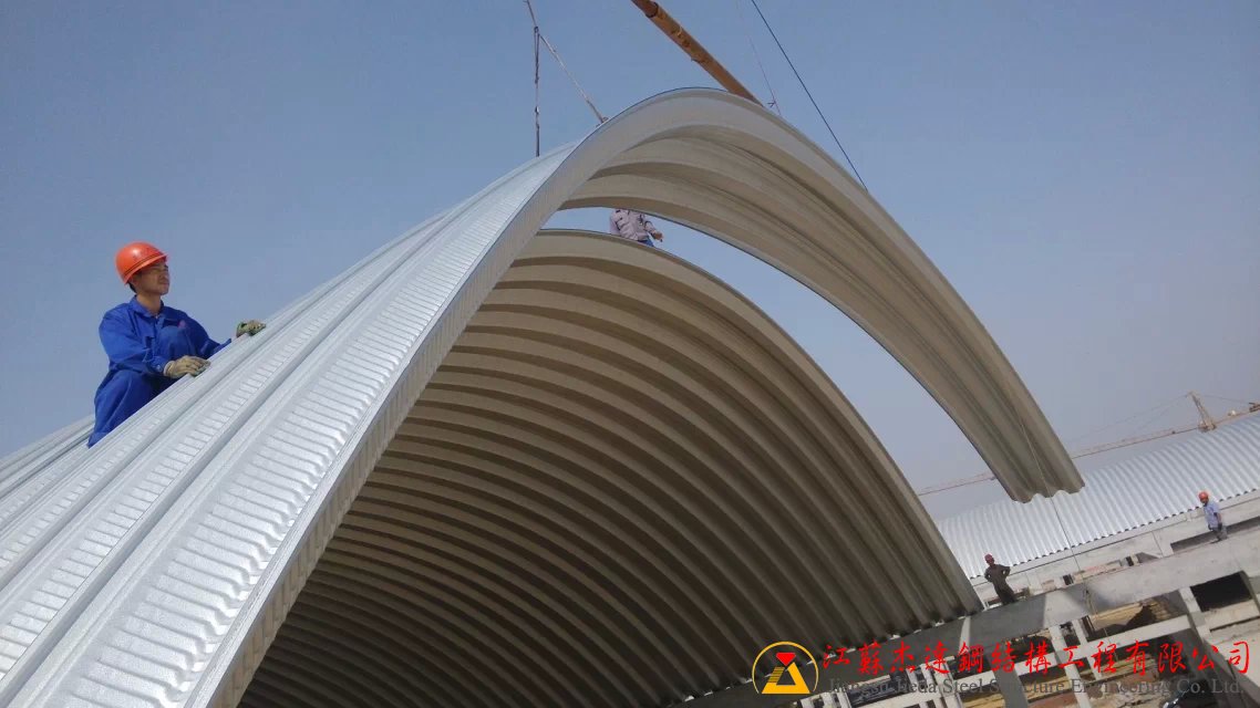 湖北三寧化工拱形屋頂新建工程湖北三寧化工拱形屋頂工程實景圖3