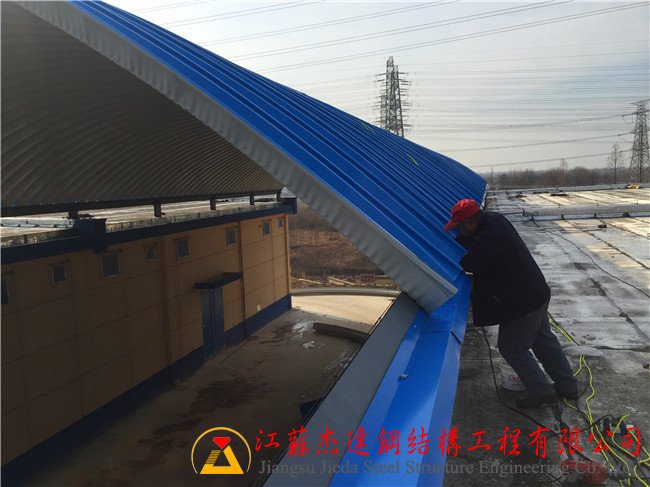 什么是拱形屋頂？拱形屋頂機械鎖邊工藝