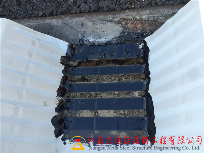 山東濰坊化工廠翻新工程拱形屋頂拆換完成效果 山東濰坊化工廠翻新工程拱形屋頂拆換完成效果