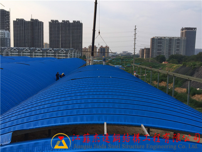 多連跨拱形屋頂連跨拱形屋頂施工現(xiàn)場 多連跨拱形屋頂連跨拱形屋頂施工現(xiàn)場