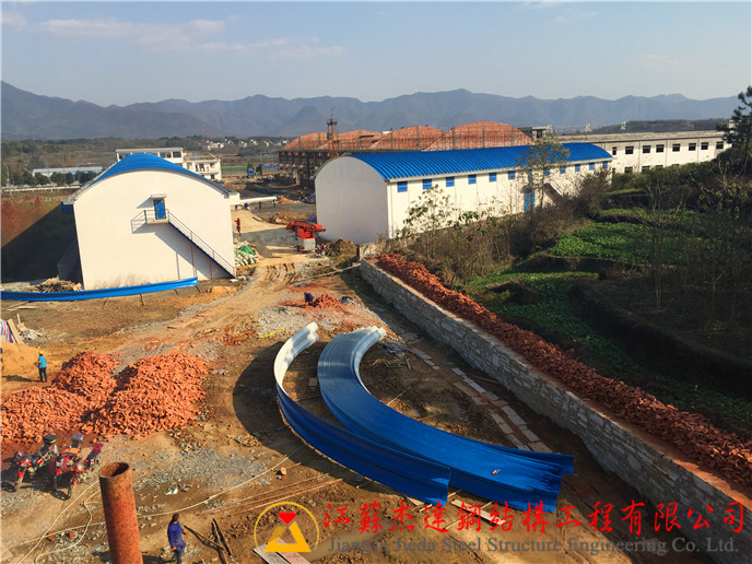 糧食儲(chǔ)備庫(kù)拱形屋頂糧庫(kù)拱形屋頂結(jié)構(gòu)施工