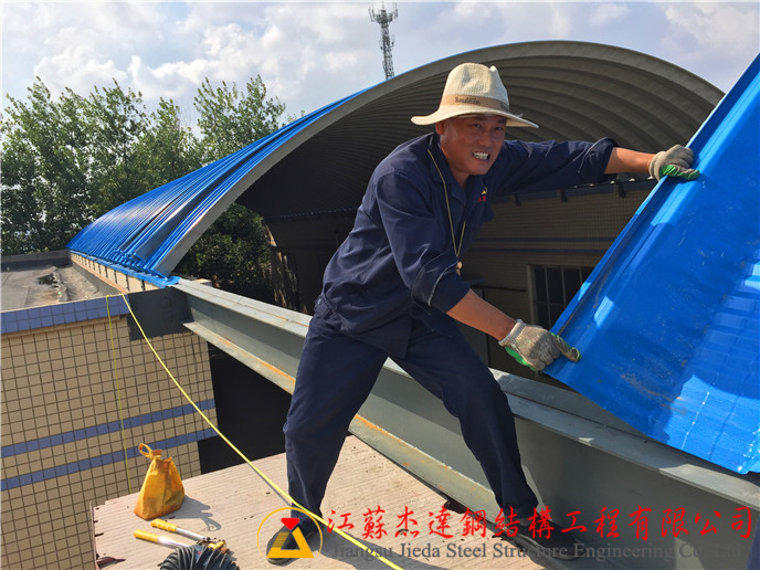 過道式拱形屋頂倉間罩棚定制化拱形屋頂結(jié)構(gòu)