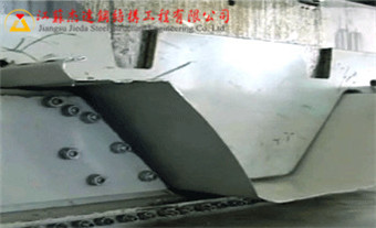 拱形屋頂壓型設備：914-650型914-650金屬拱形屋頂設備現場圖