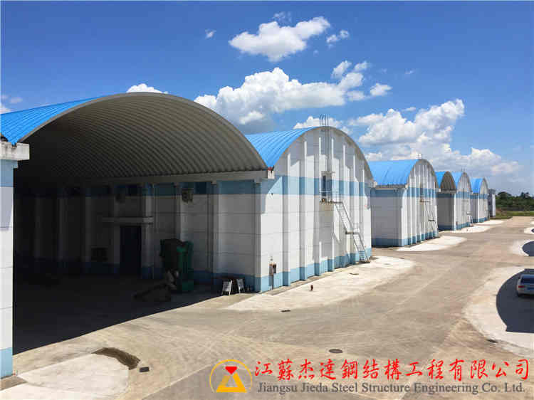 江西贛州寧都中儲(chǔ)糧拱形屋頂工程江西省寧都中央儲(chǔ)備糧庫(kù)拱形屋頂全景