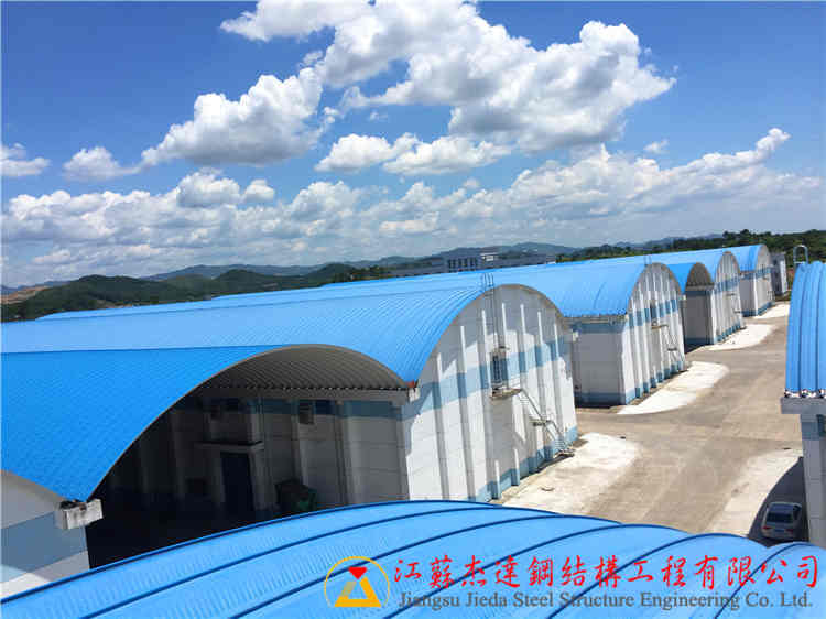 江西贛州寧都中儲(chǔ)糧拱形屋頂工程江西省寧都中央儲(chǔ)備糧庫(kù)無(wú)梁拱結(jié)構(gòu)