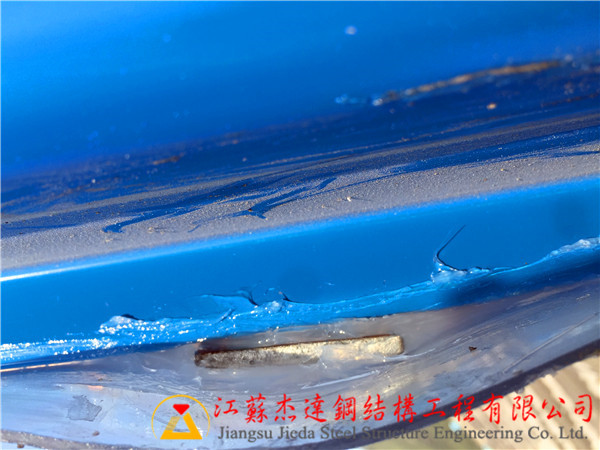 拱形屋頂上部使用PC采光板拱形屋頂PC采光板透明度