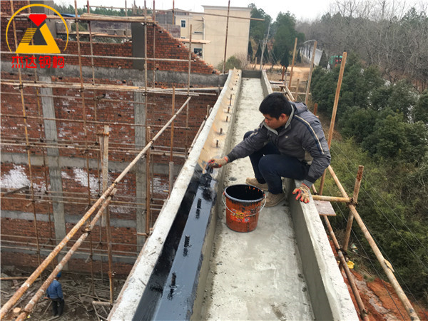 江西弋陽(yáng)糧管所24米跨拱形屋頂工程托板焊接細(xì)節(jié) 江西弋陽(yáng)糧管所24米跨拱形屋頂工程托板焊接細(xì)節(jié)
