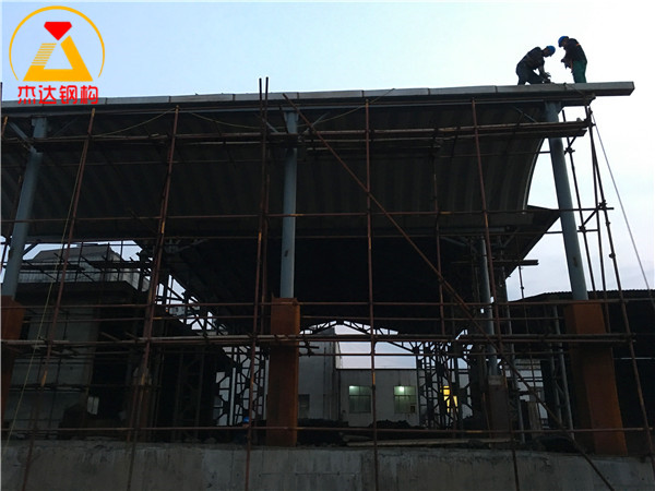 鷹潭市貴溪冶煉廠(江西銅業(yè))罩棚無(wú)梁拱結(jié)構(gòu)施工細(xì)節(jié) 鷹潭市貴溪冶煉廠(江西銅業(yè))罩棚無(wú)梁拱結(jié)構(gòu)施工細(xì)節(jié)