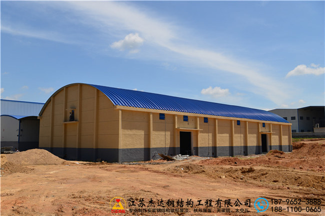 江西宜春高安糧庫拱形屋頂工程江西宜春高安糧庫拱形屋頂側(cè)面圖
