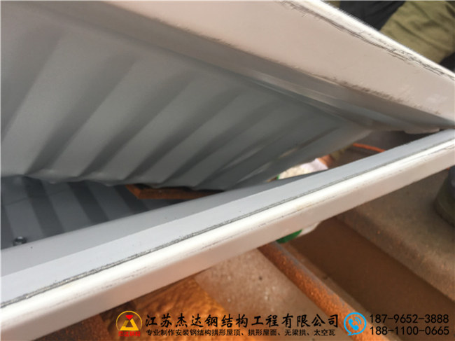 浙江金華蘭溪糧食儲備庫倉間罩棚工程拱形屋頂現(xiàn)場節(jié)點詳圖 浙江金華蘭溪糧食儲備庫倉間罩棚工程拱形屋頂現(xiàn)場節(jié)點詳圖