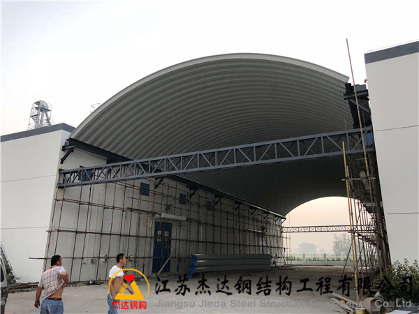 宿遷糧庫拱形屋頂倉間罩棚新建工程江蘇宿遷糧庫拱形屋頂施工現(xiàn)場 宿遷糧庫拱形屋頂倉間罩棚新建工程江蘇宿遷糧庫拱形屋頂施工現(xiàn)場